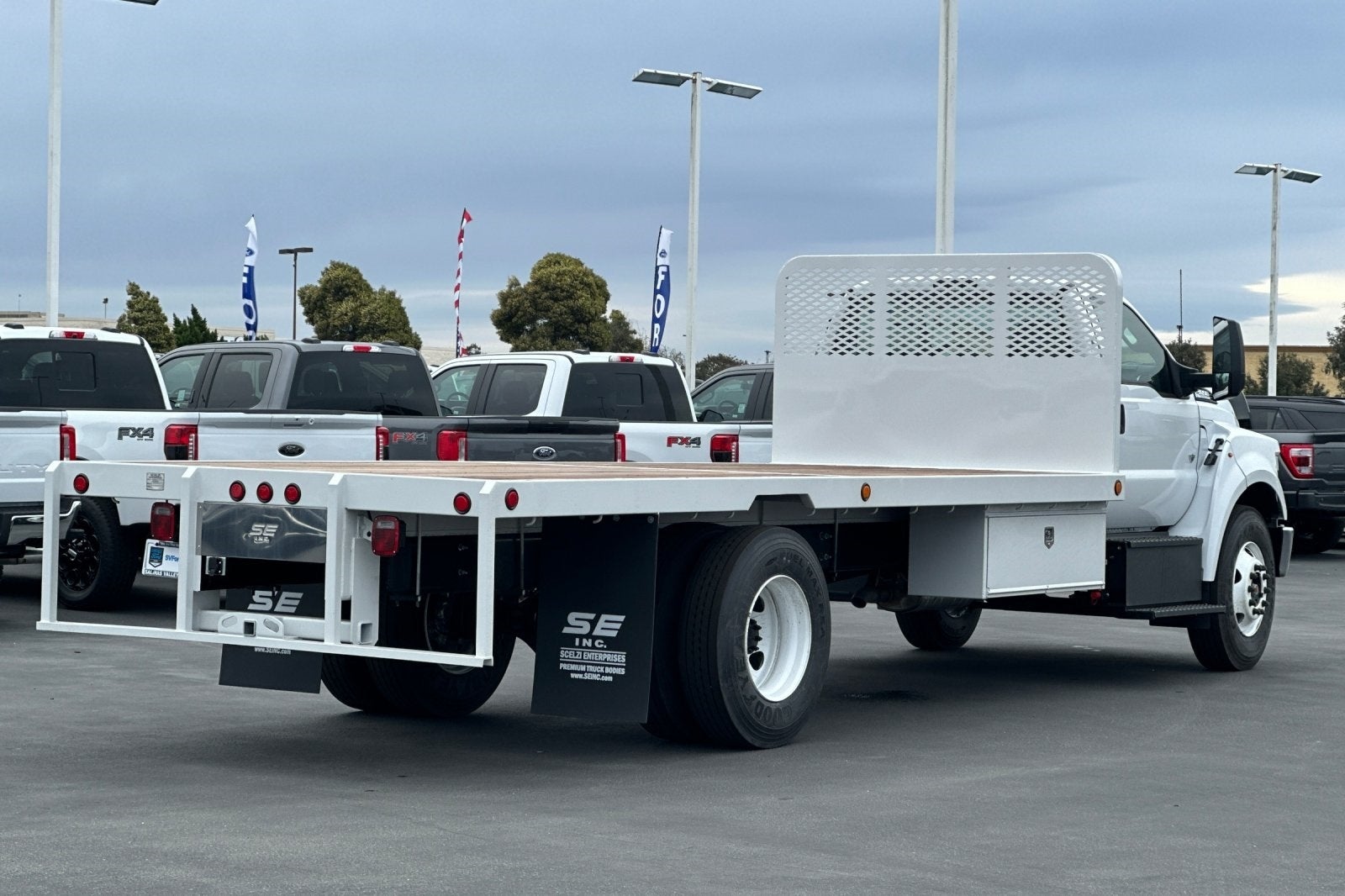 2025 Ford F-650SD Flatbed